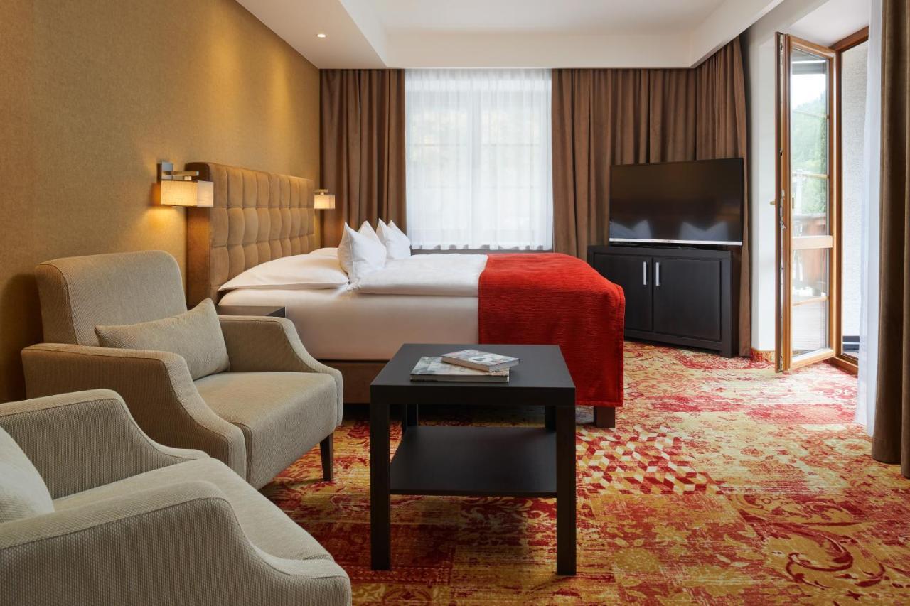 Hotel Singer ลุดวิโกฟ ภายนอก รูปภาพ
