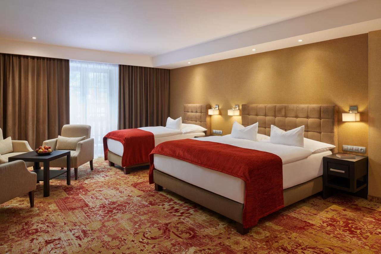 Hotel Singer ลุดวิโกฟ ภายนอก รูปภาพ