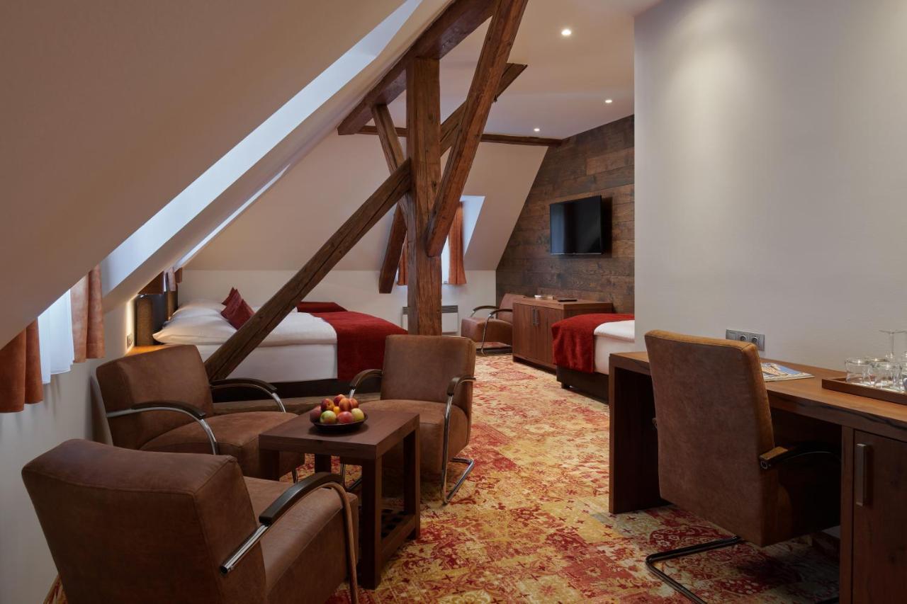 Hotel Singer ลุดวิโกฟ ภายนอก รูปภาพ