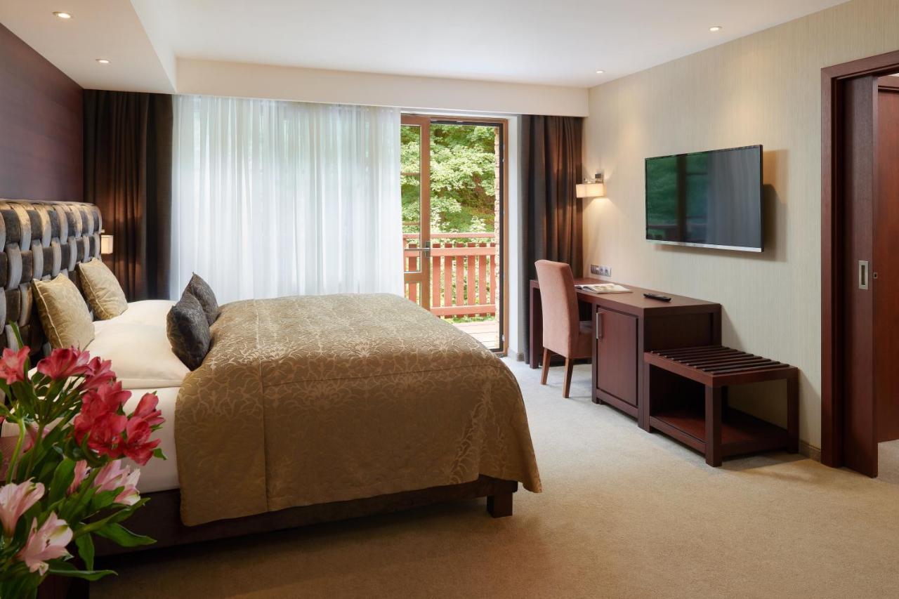 Hotel Singer ลุดวิโกฟ ภายนอก รูปภาพ