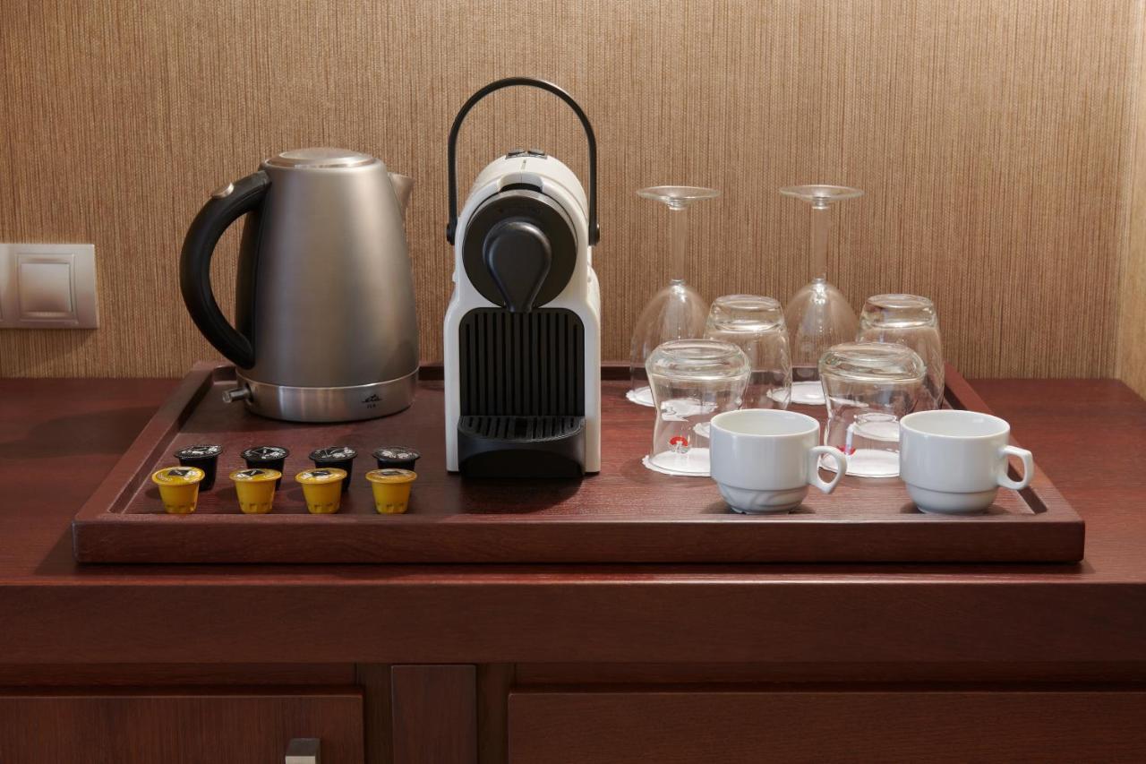 Hotel Singer ลุดวิโกฟ ภายนอก รูปภาพ